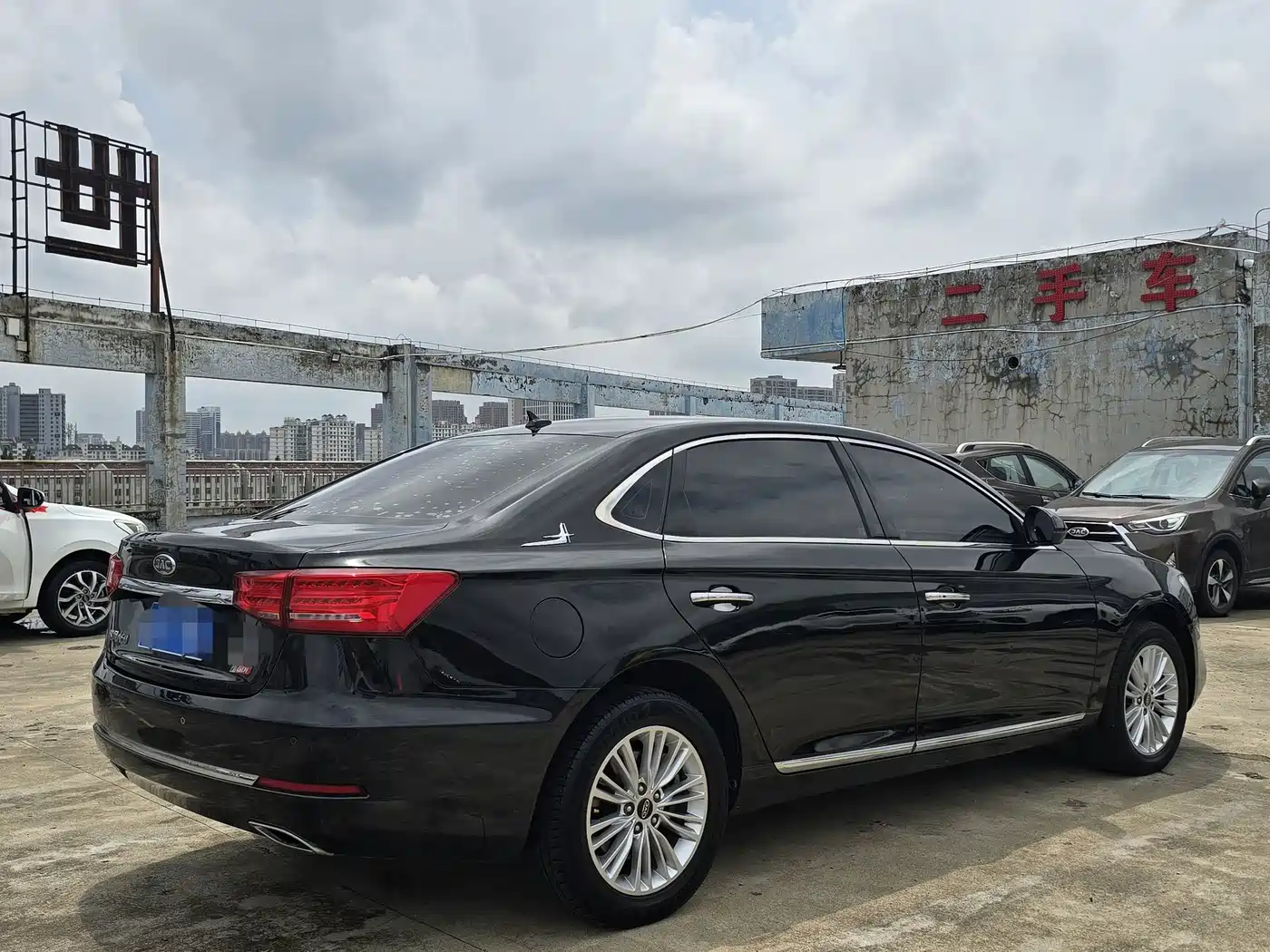 JAC Motors JAC Refine A60 2019 2017 Model 1.5TGDI Automatic Luxury