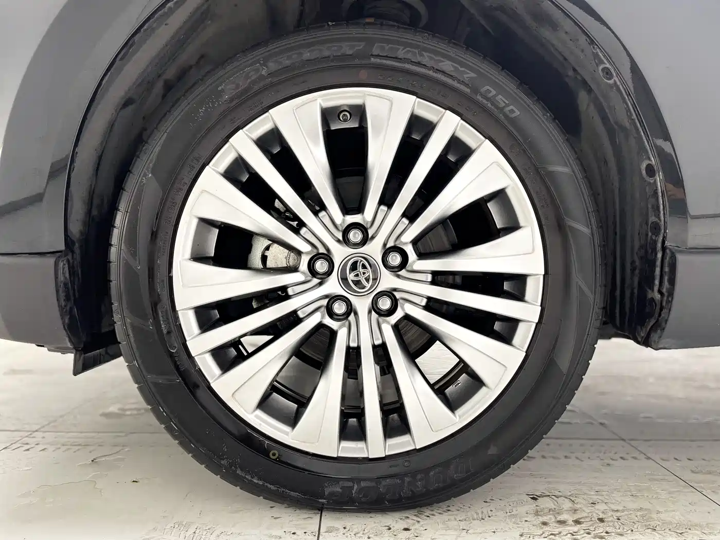 Toyota Lingfang HARRIER 2022 2.0L CVT 2WD Premium Edition фото 22