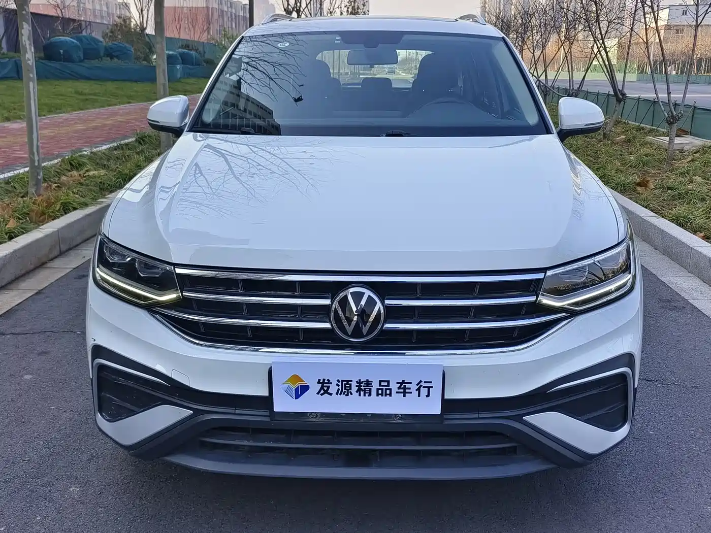 Volkswagen Tiguan L 2024 300TSI Auto 2WD Smart Edition фото 2
