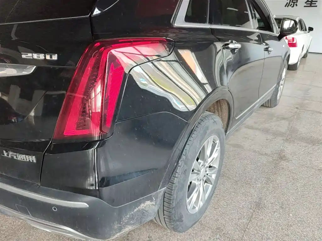 Cadillac XT5 2020 28T Luxury Model фото 8