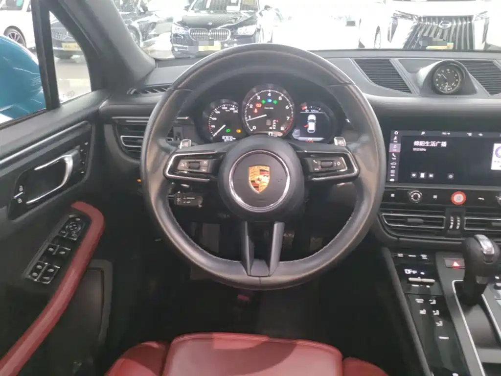 Porsche Macan 2022 Macan 2.0T фото 11