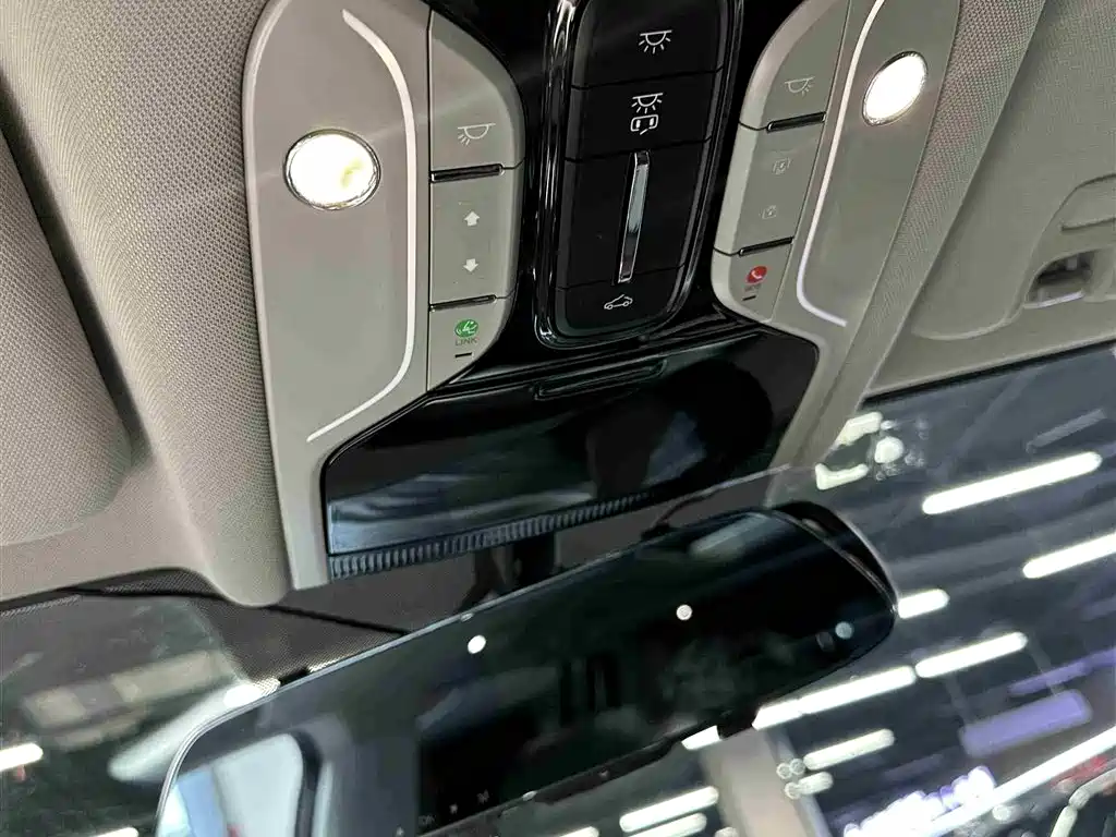 GAC Trumpchi Trumpchi GS8 2017 320T AWD Luxury Smart Connect (7-Seater) фото 21