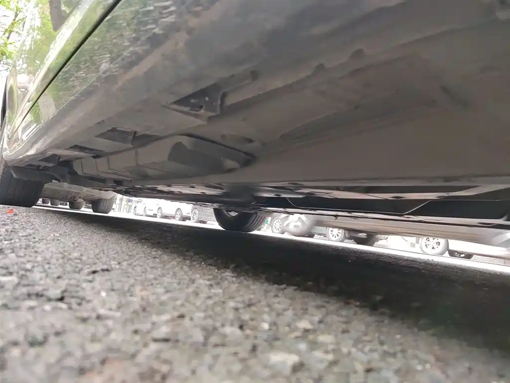 Toyota Camry 2015 2.0G Leading Edition фото 18