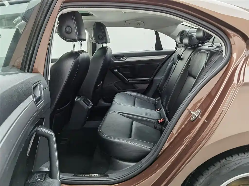 Volkswagen Lamando 2019 230TSI Manual Trend Edition China V фото 15