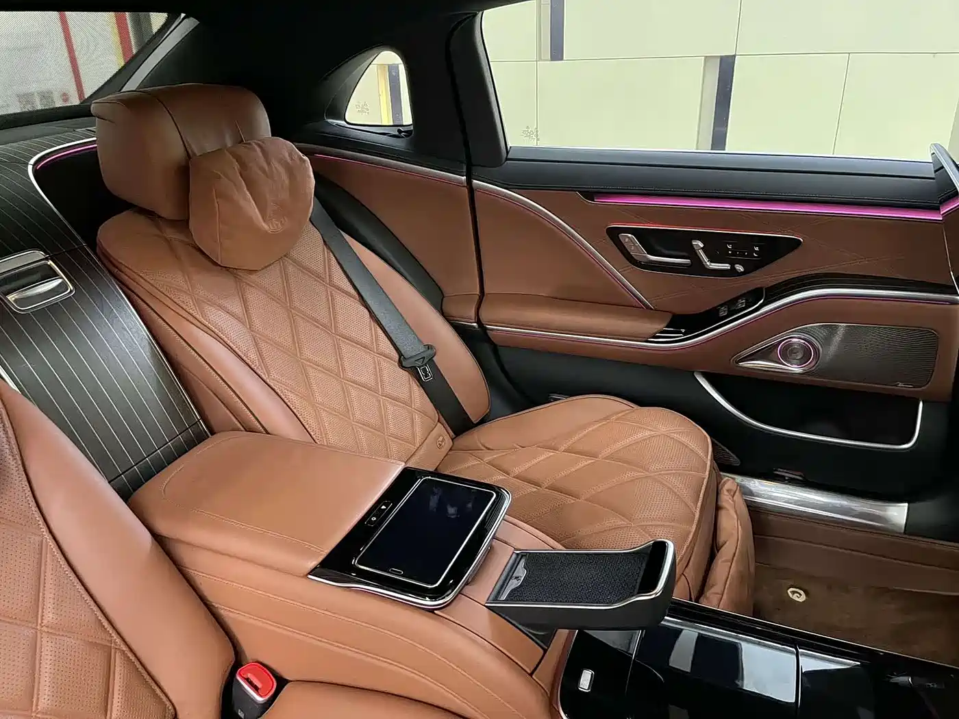 Mercedes-Benz Maybach S-Class 2022 S 680 4MATIC фото 8