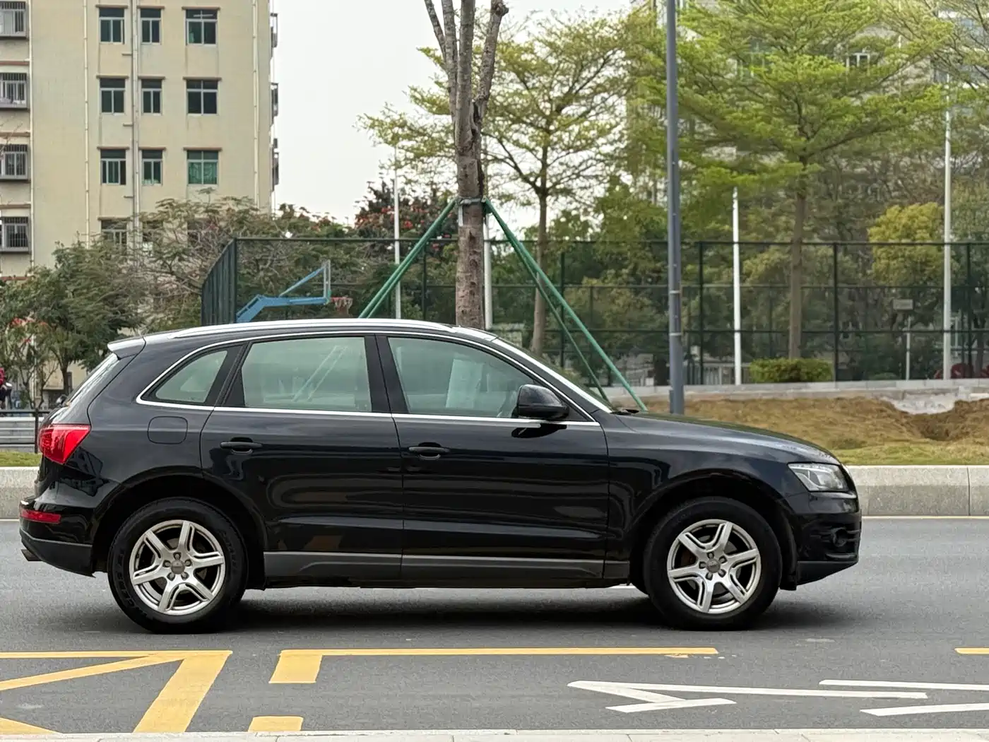 Audi Q5 2012 2.0TFSI Luxury фото 4