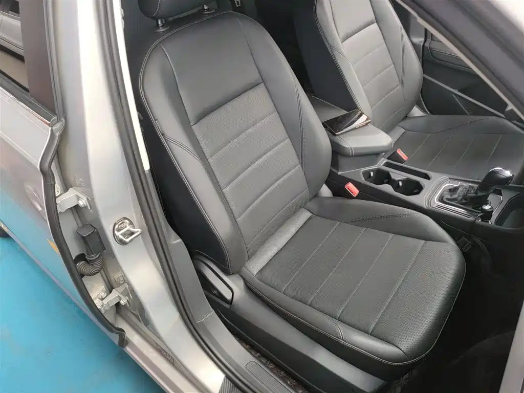 Volkswagen Lavida 2019 1.5L Automatic Comfort Edition China VI фото 24