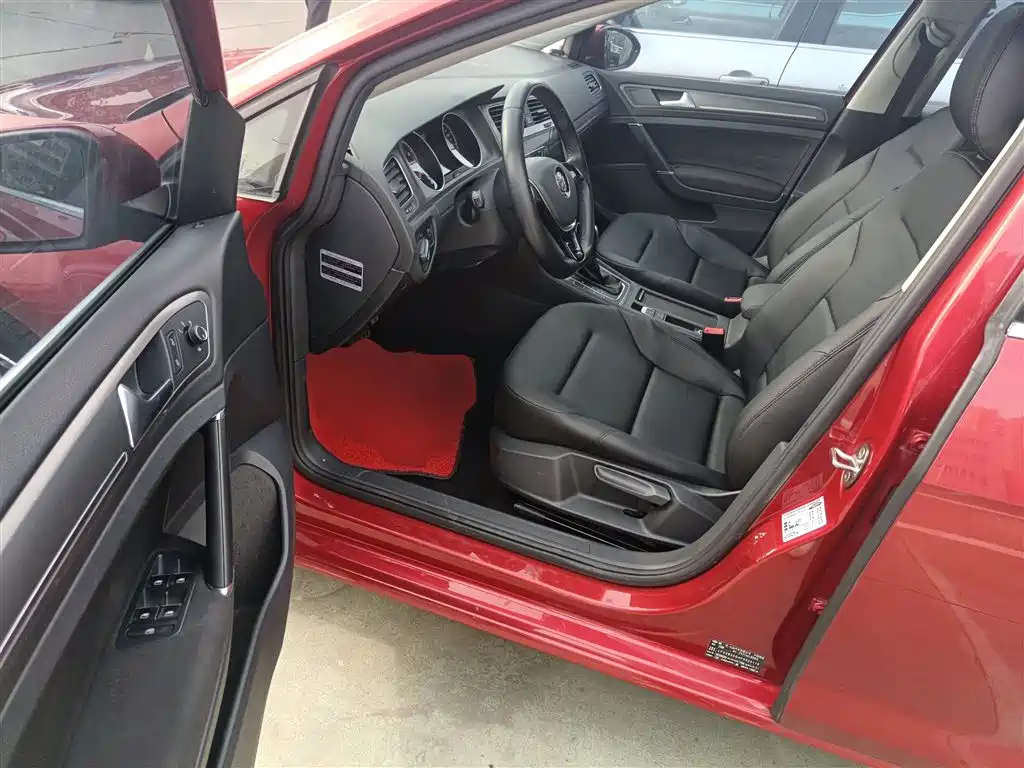 Volkswagen Golf 2015 1.4TSI Automatic Comfort фото 11