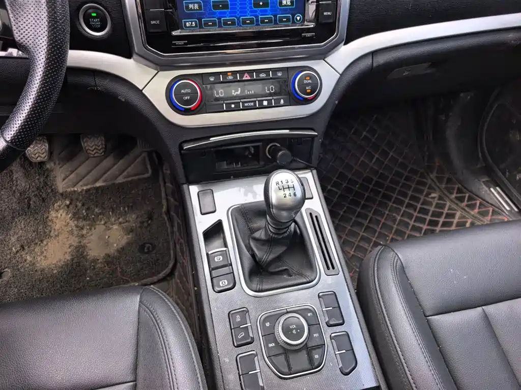 Haval H6 Coupe 2016 Blue Label 1.5T Manual 2WD Urban фото 14