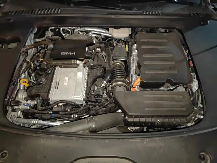 BYD Han 2025 DM-i Smart Drive Edition 125KM Elite фото 10