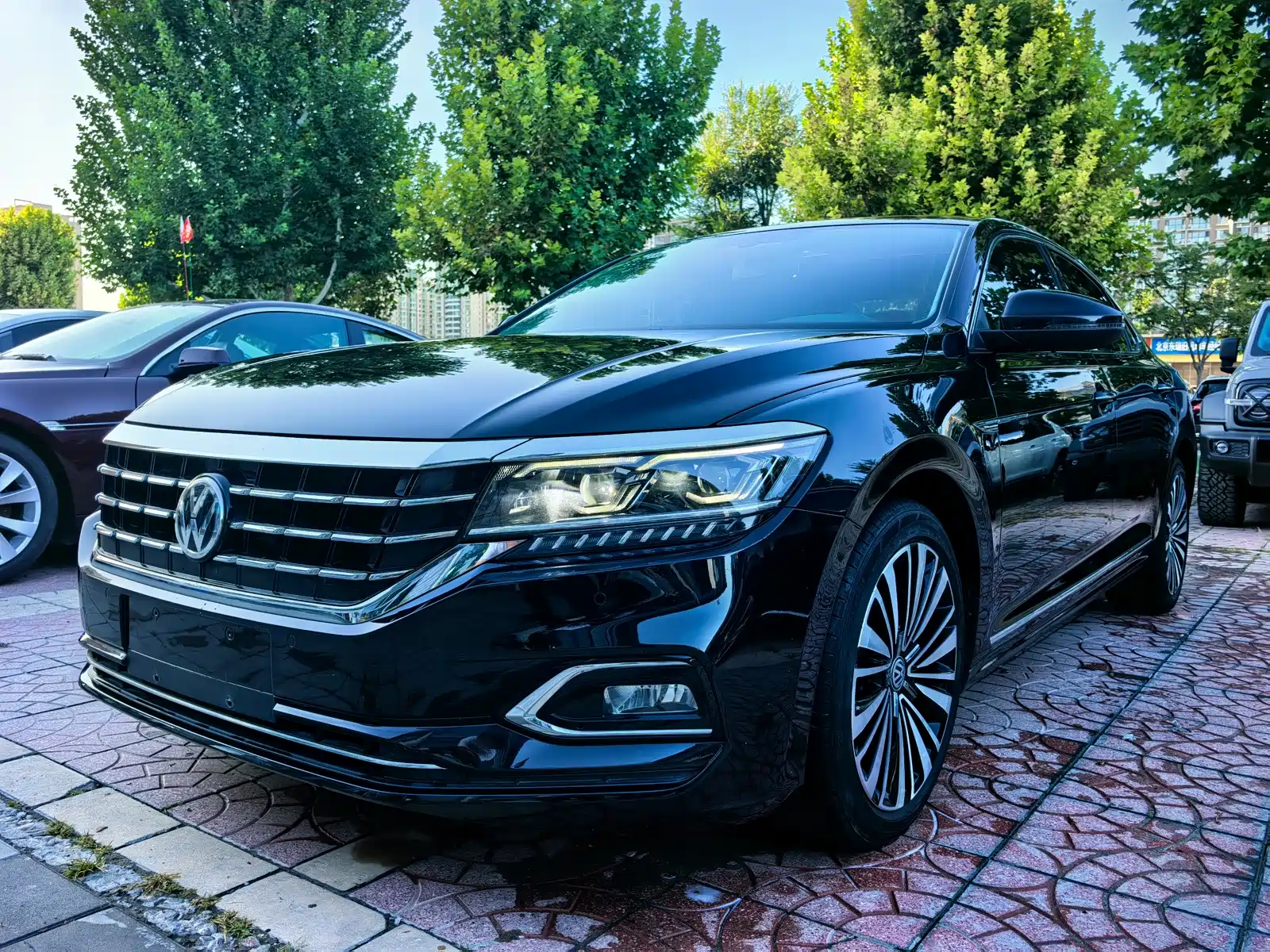 Фото 15 - Volkswagen Passat