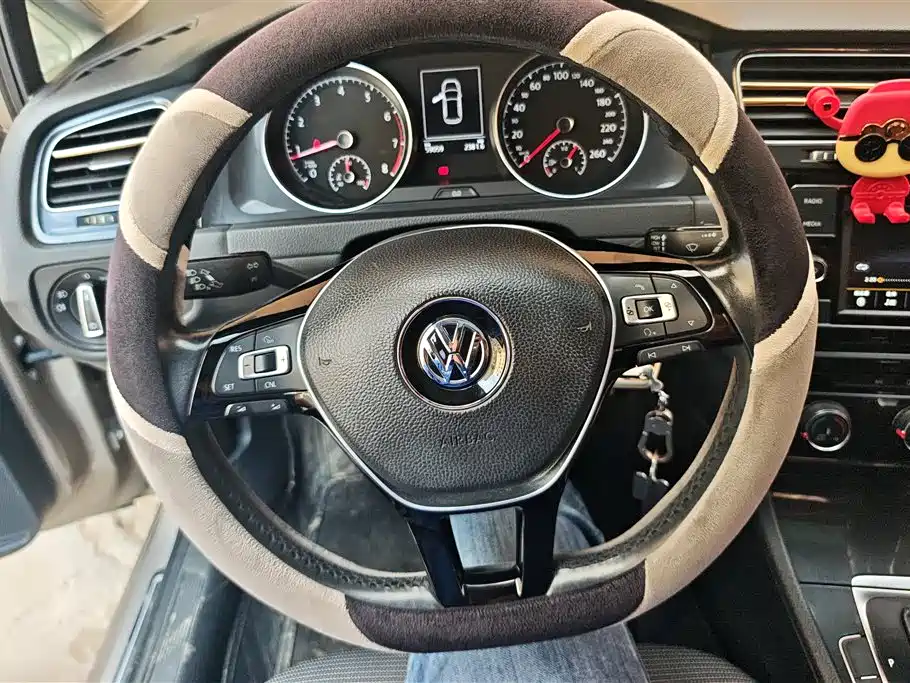 Volkswagen Golf 2018 1.6L Automatic Comfort фото 15