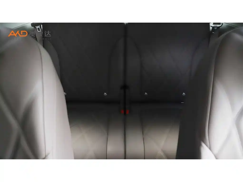 AITO Wenjie AITO M9 2025 Extended Range Ultra 52kWh 6-Seater фото 9