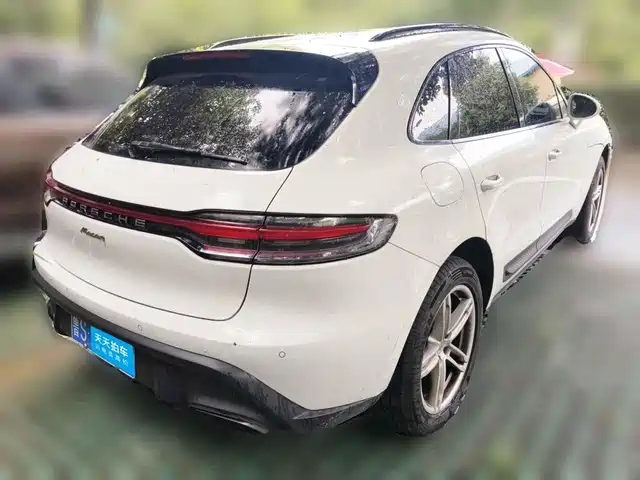 Porsche Macan 2024 Macan 2.0T — фото 2