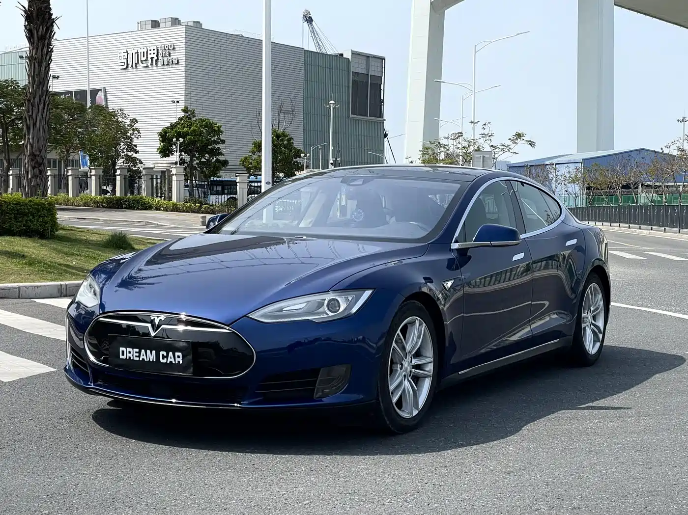 TESLA MODEL S 2016
