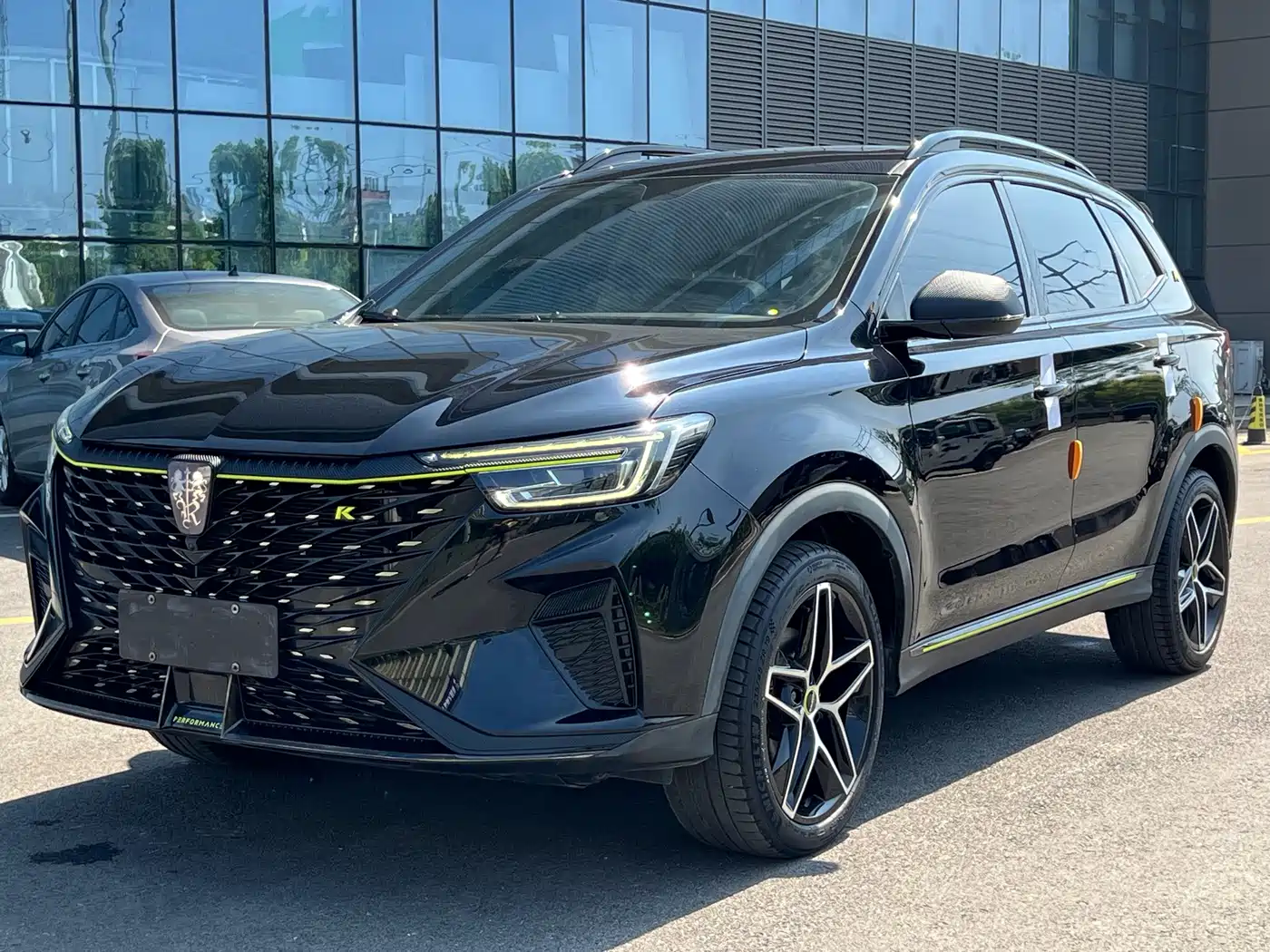 Roewe RX5 2022 2021 PLUS 330TGI Automatic National Trend Premium Edition