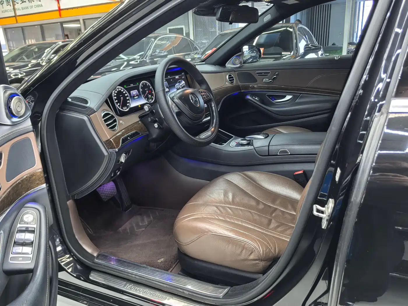 Mercedes-Benz S-Class 2014 S 320 L Business фото 7
