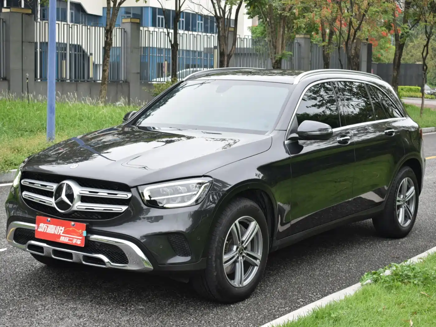 Mercedes-Benz GLC 2021 GLC 260 L 4MATIC Sporty