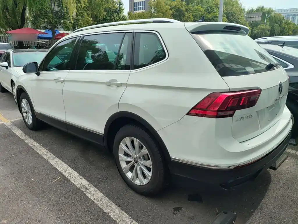 Volkswagen Tiguan, миниатюра 5