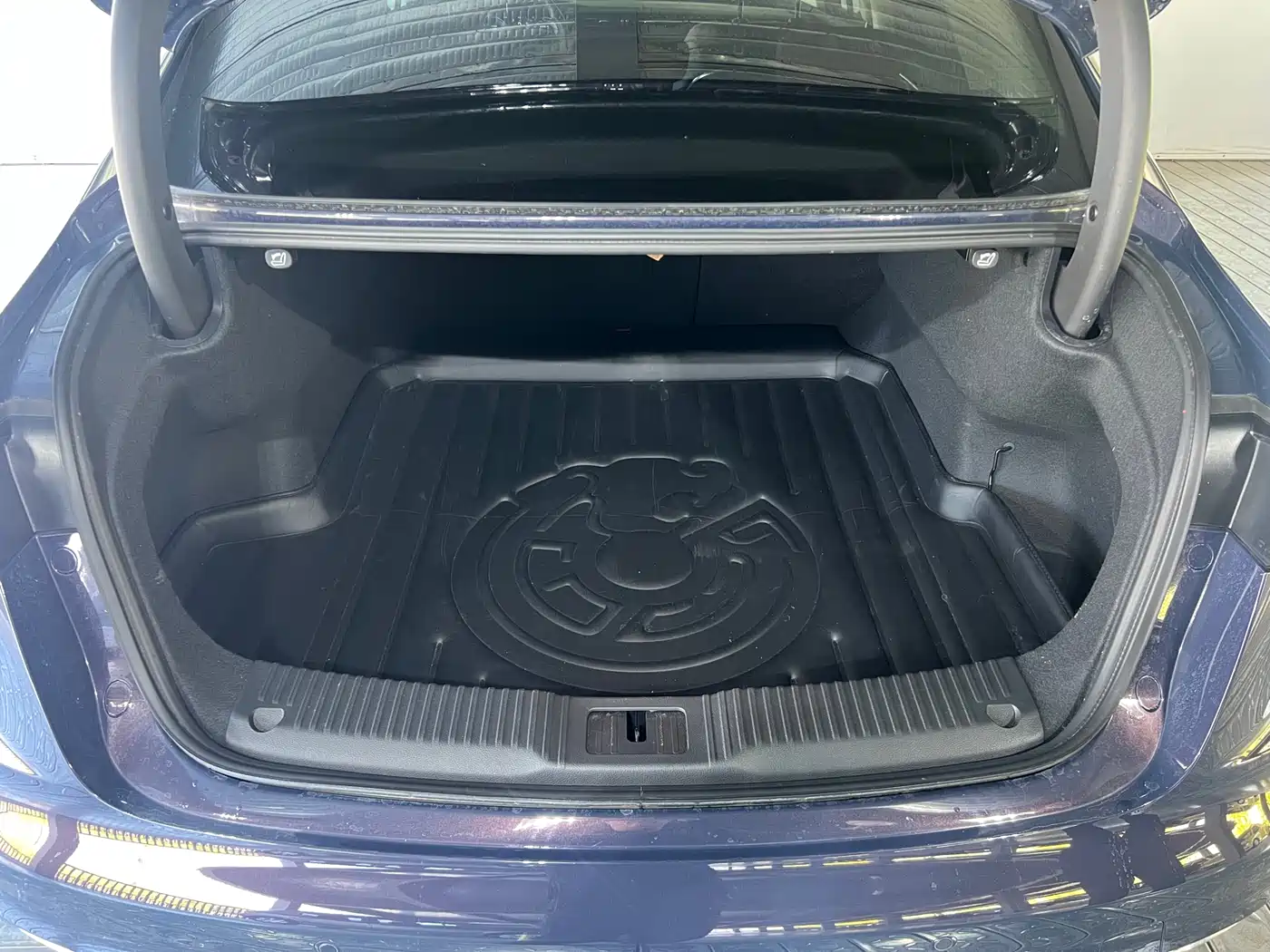 Hongqi H5 2023 2.0T Auto Smart Connect Flagship фото 16