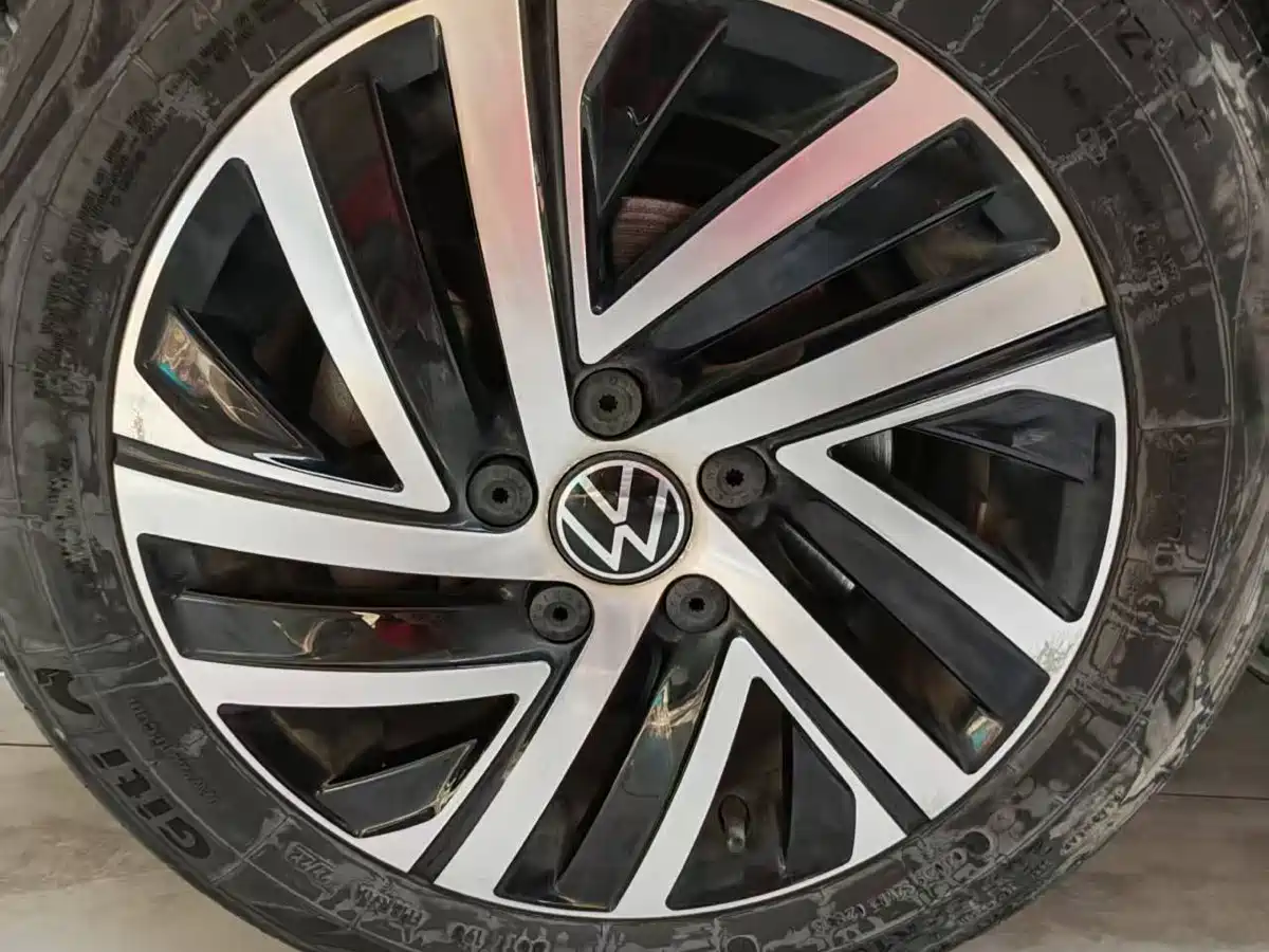 Volkswagen Lavida 2023 280TSI DSG Starlight Comfort Edition фото 11