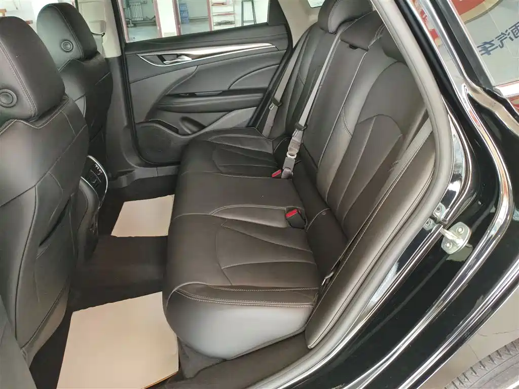 BUICK LACROSSE