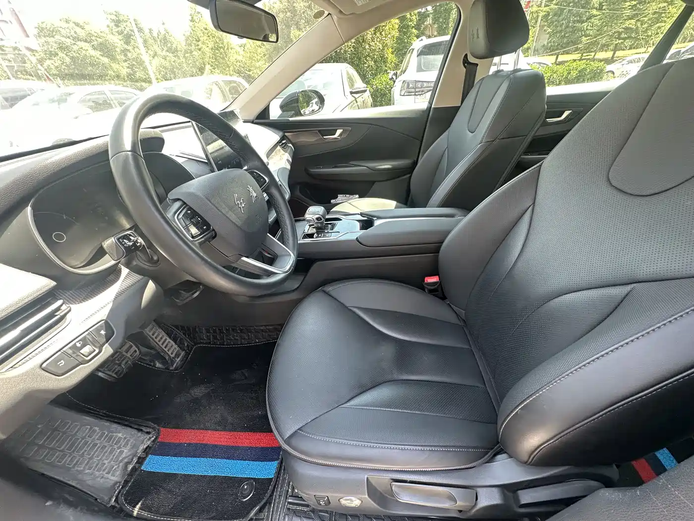 Hongqi E-QM5 2021 Ride-hailing Charging Basic Edition 5-seater фото 11