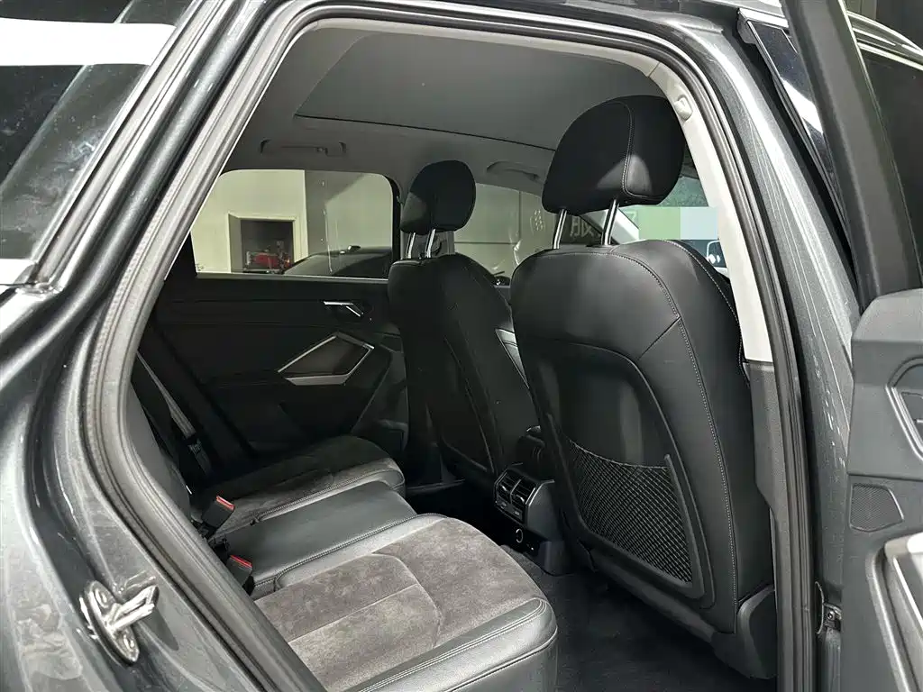 Audi Q3 2022 35 TFSI Fashion Dynamic фото 17