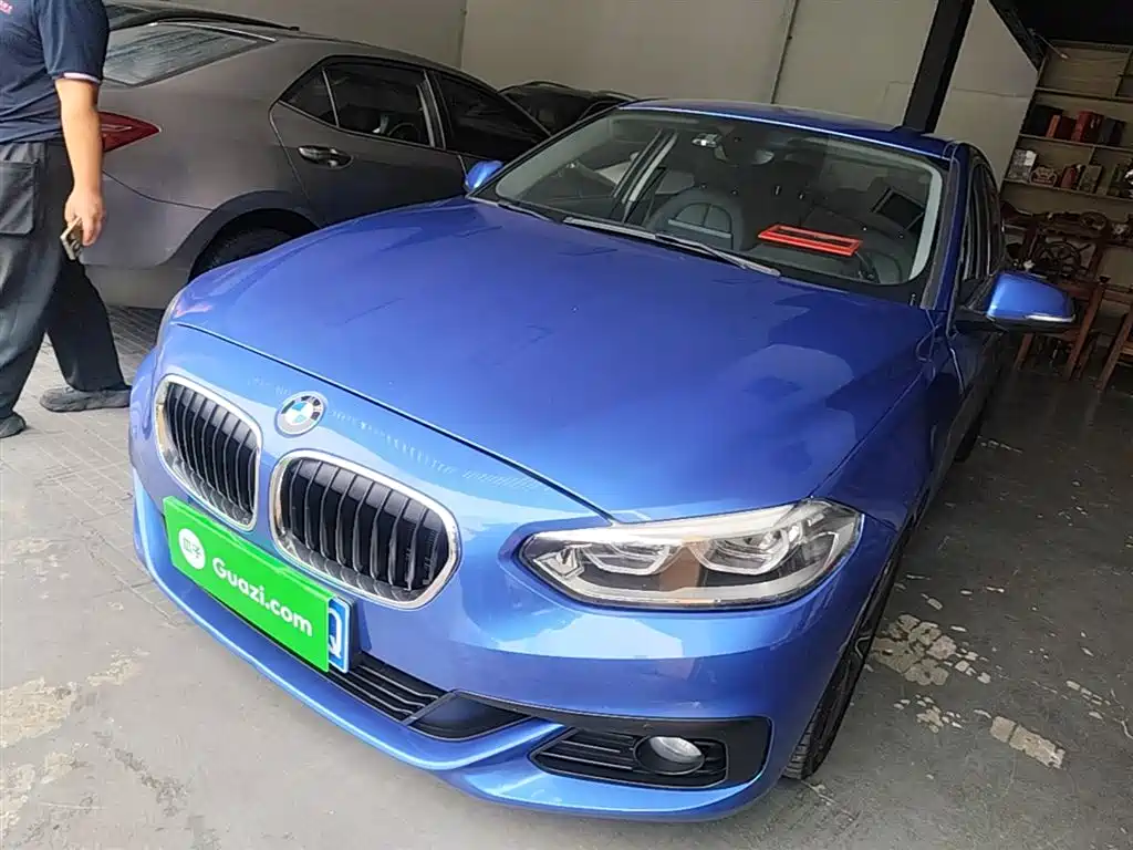 BMW 1 Series 2019 118i Fashion Edition фото 2