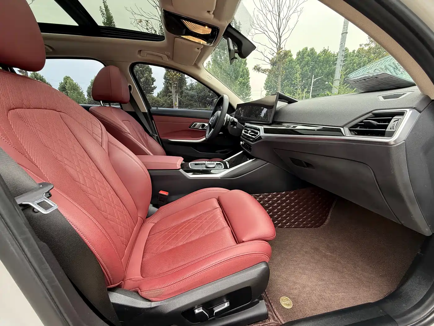 BMW 3 Series 2024 320Li M Sport Package фото 7