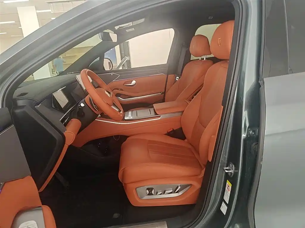 BYD Tang L 2025 DM 175KM Drone Player Edition фото 15