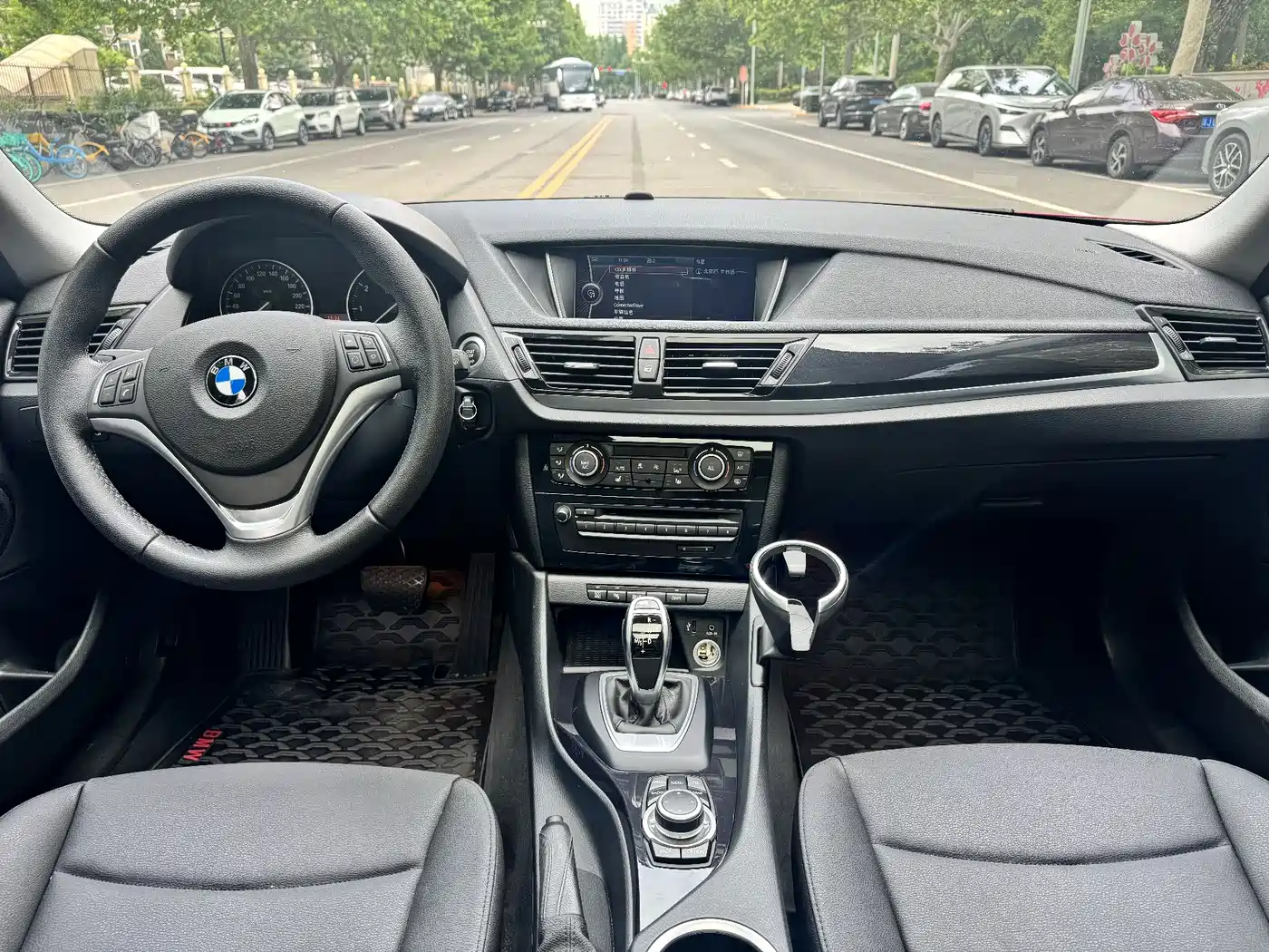 BMW X1 2015 Model sDrive18i Leading Advanced Edition фото 12