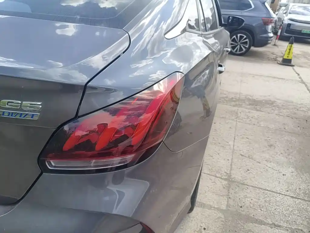 Фото 8 - MG MG5