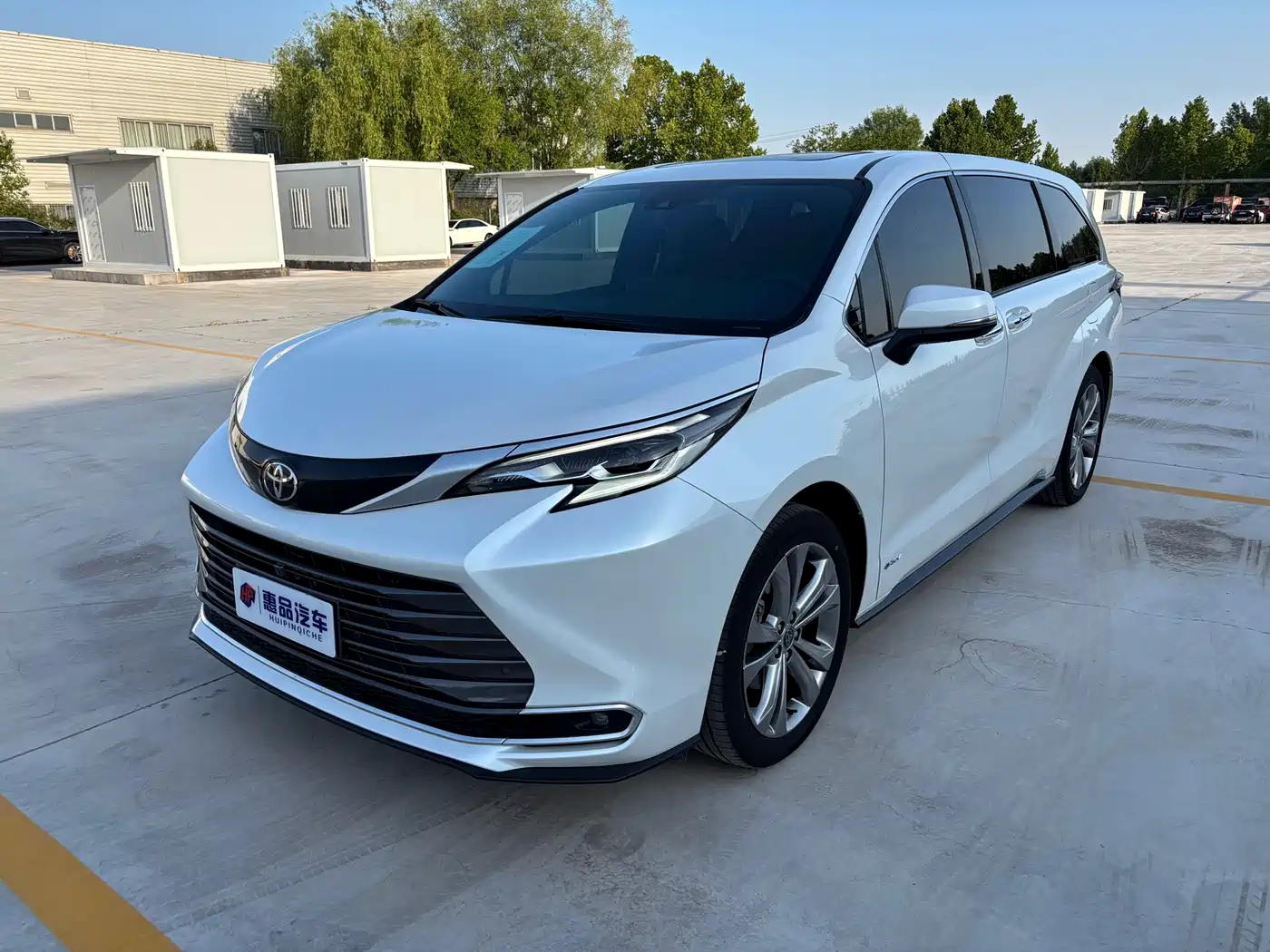 Toyota Sienna 2024 2.5L Hybrid Premium Edition