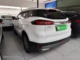 Фото 5 - Geely Atlas