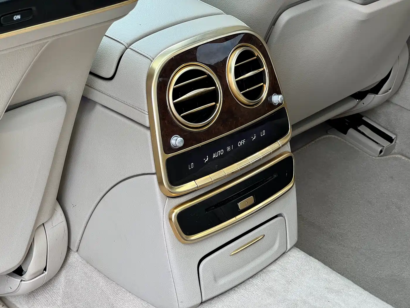 Mercedes-Benz S-Class 2014 S 400 L Luxury фото 12
