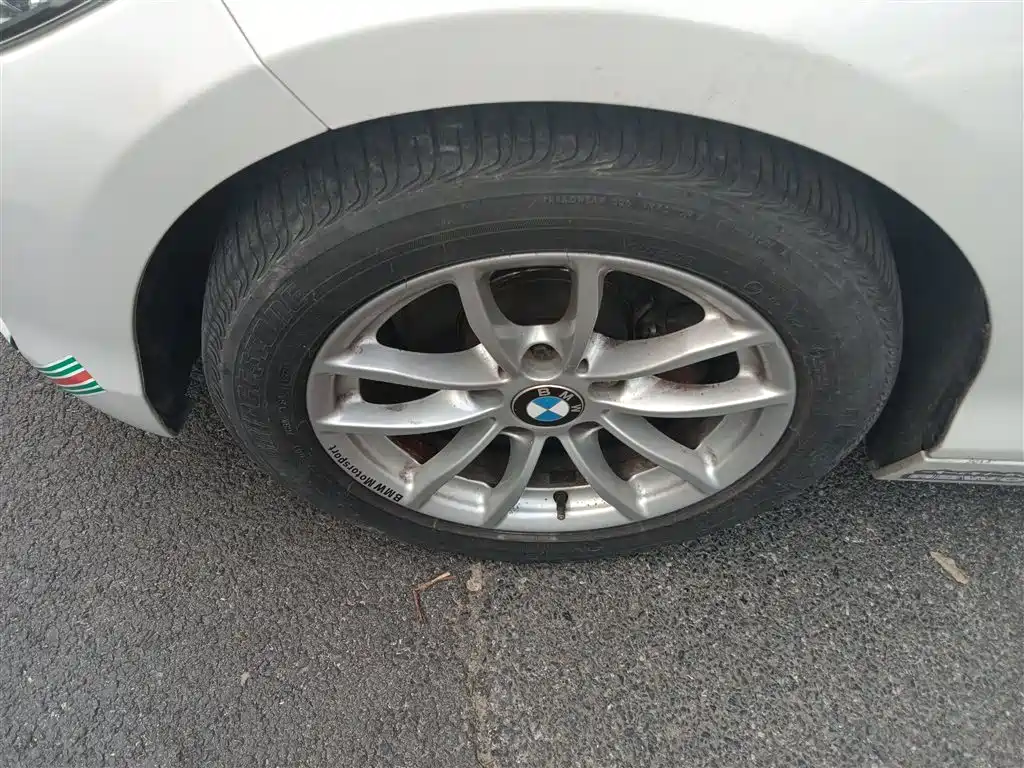 BMW 1 Series (Import) 2016 118i Leading фото 25