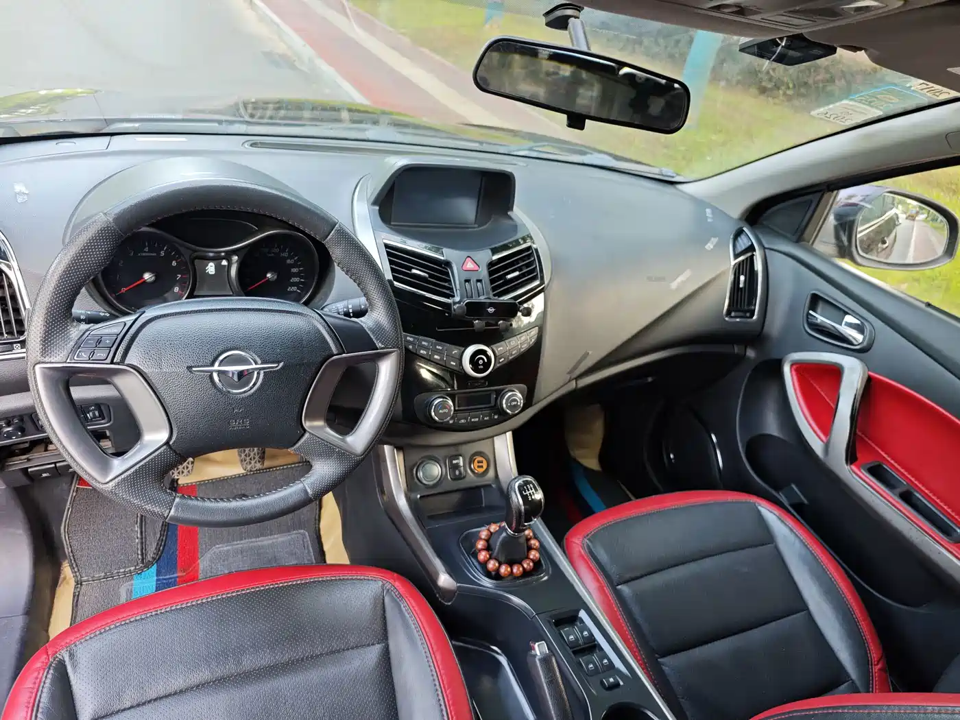 Haima S5 2015 2015 1.5T Manual Smart Luxury Sport Edition