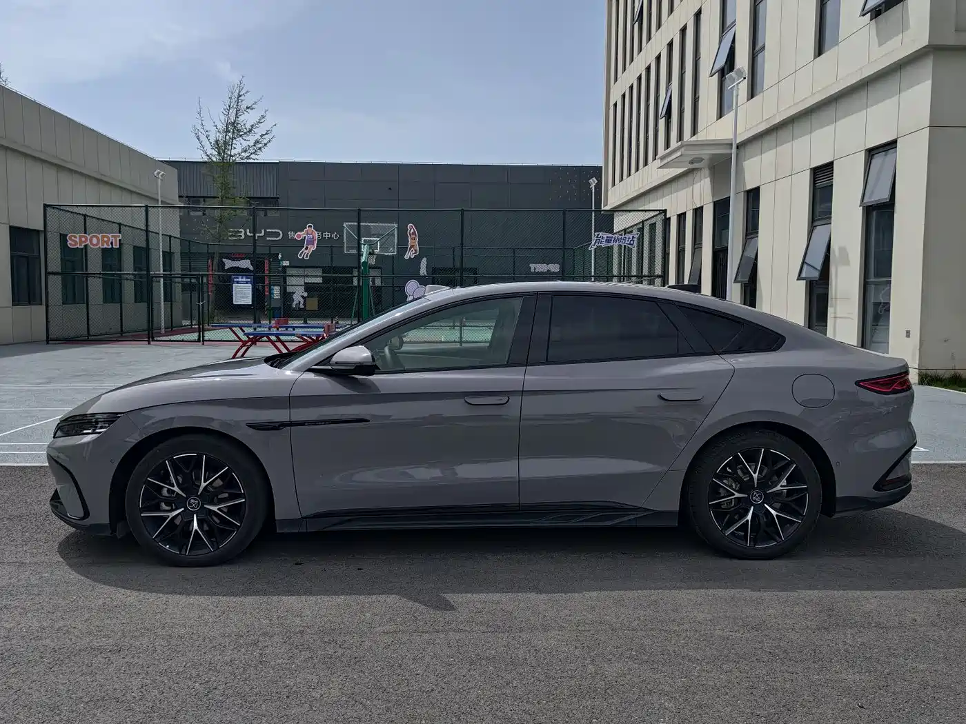 BYD Han 2025 DM-i Smart Driving Edition 125KM LiDAR Flagship фото 6