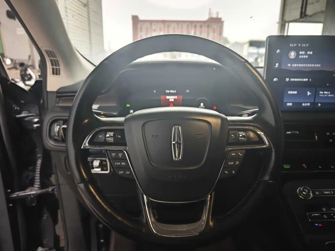 LINCOLN NAVIGATOR