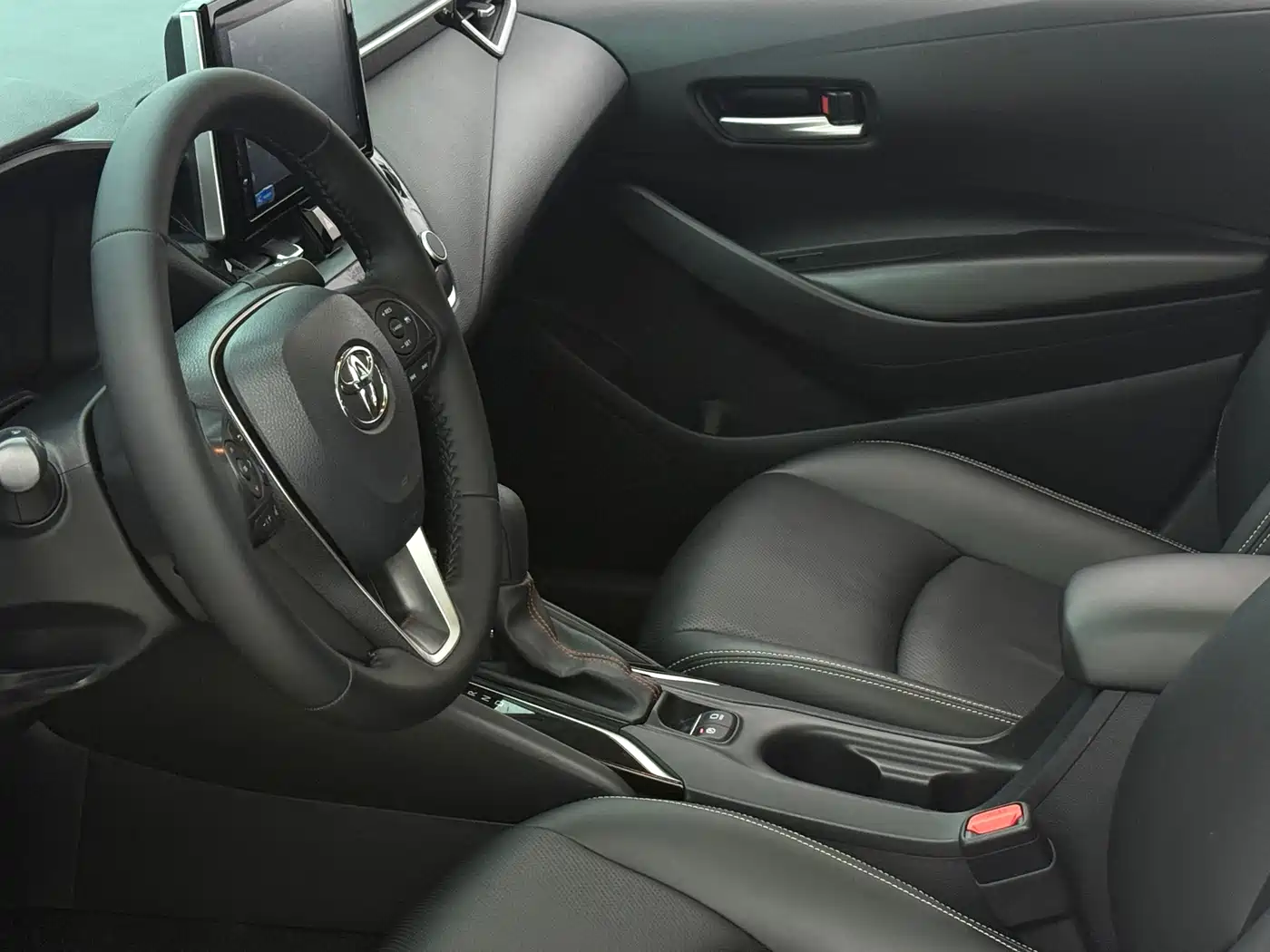 Toyota Corolla 2021 1.2T S-CVT Elite PLUS Edition фото 15