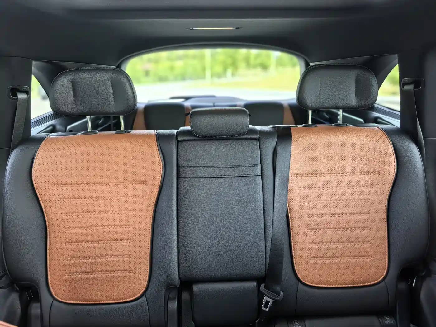 Mercedes-Benz GLC 2023 Facelift GLC 300 L 4MATIC Sport 7-Seater фото 16
