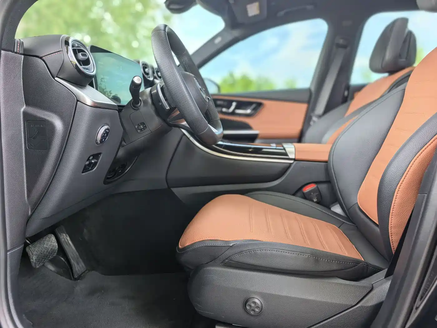 Mercedes-Benz GLC 2023 Facelift GLC 300 L 4MATIC Sport 7-Seater фото 5