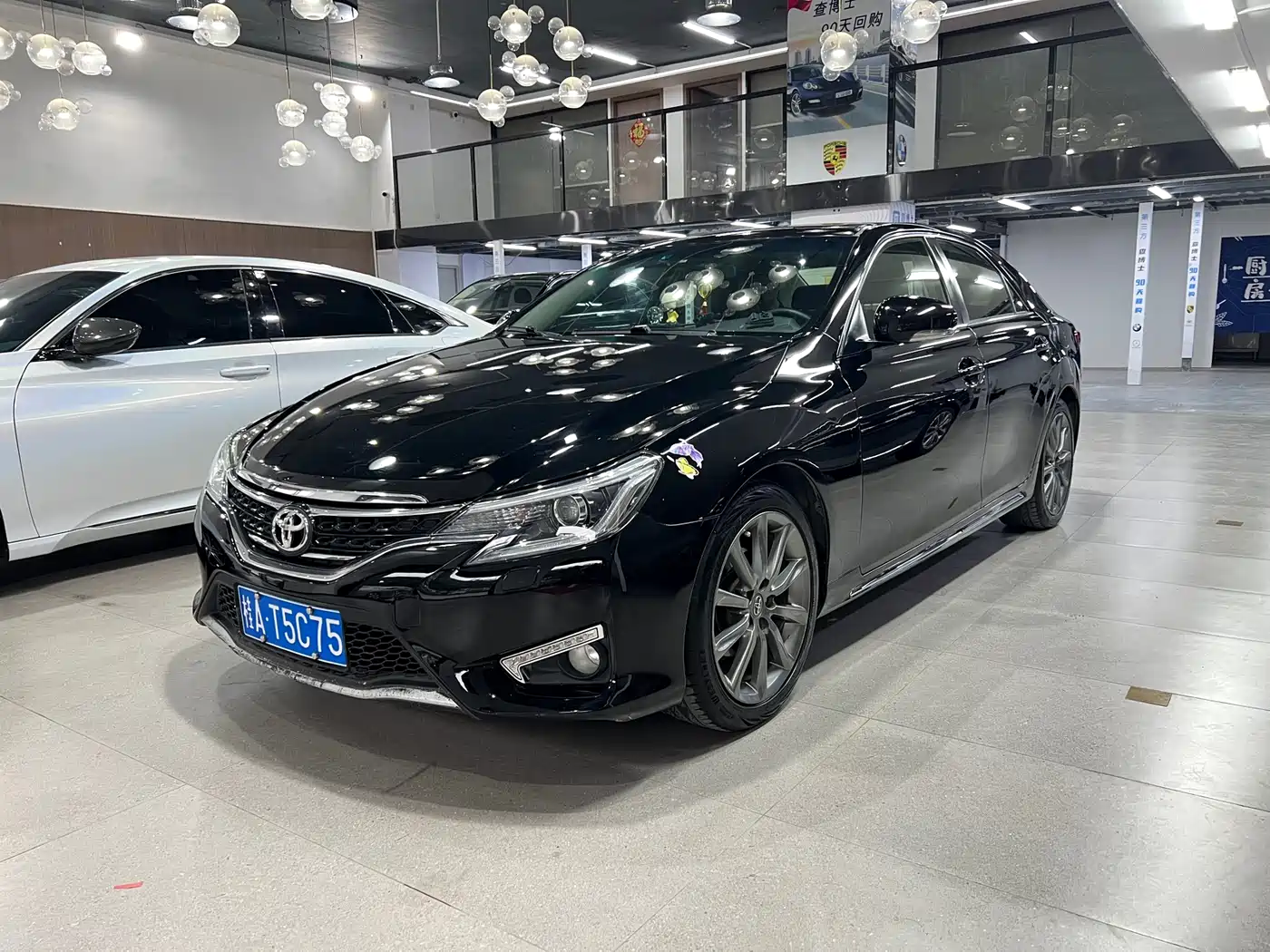 Toyota Reiz 2013 2.5V Premium Edition