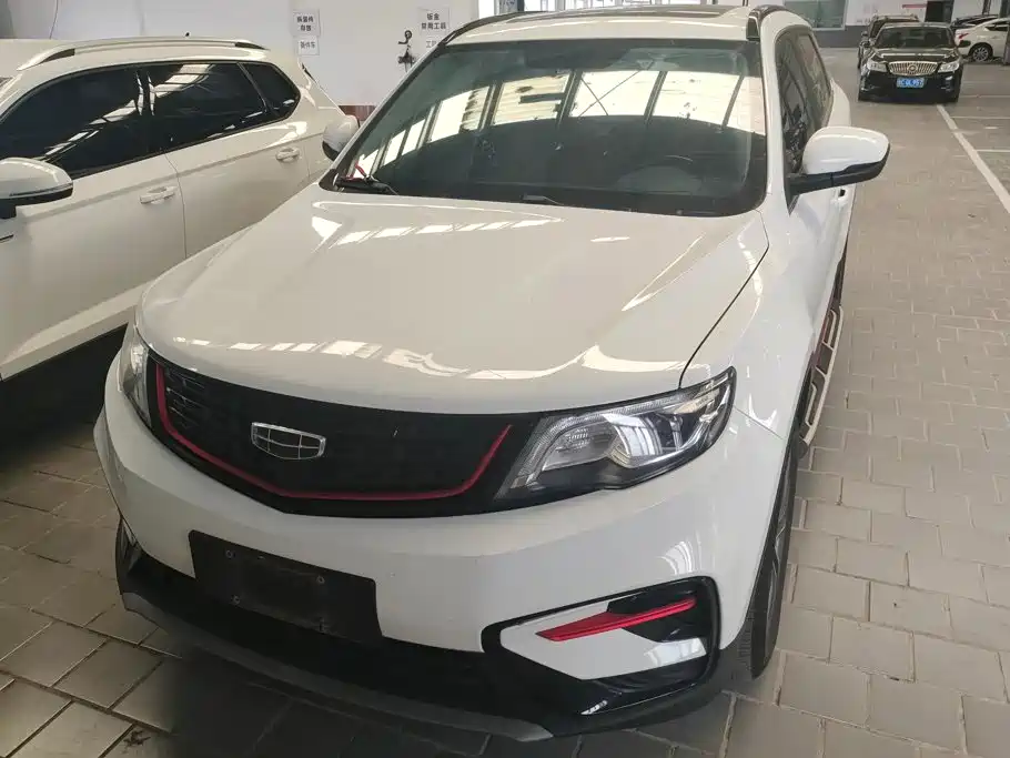 Фото 2 - Geely Boyue