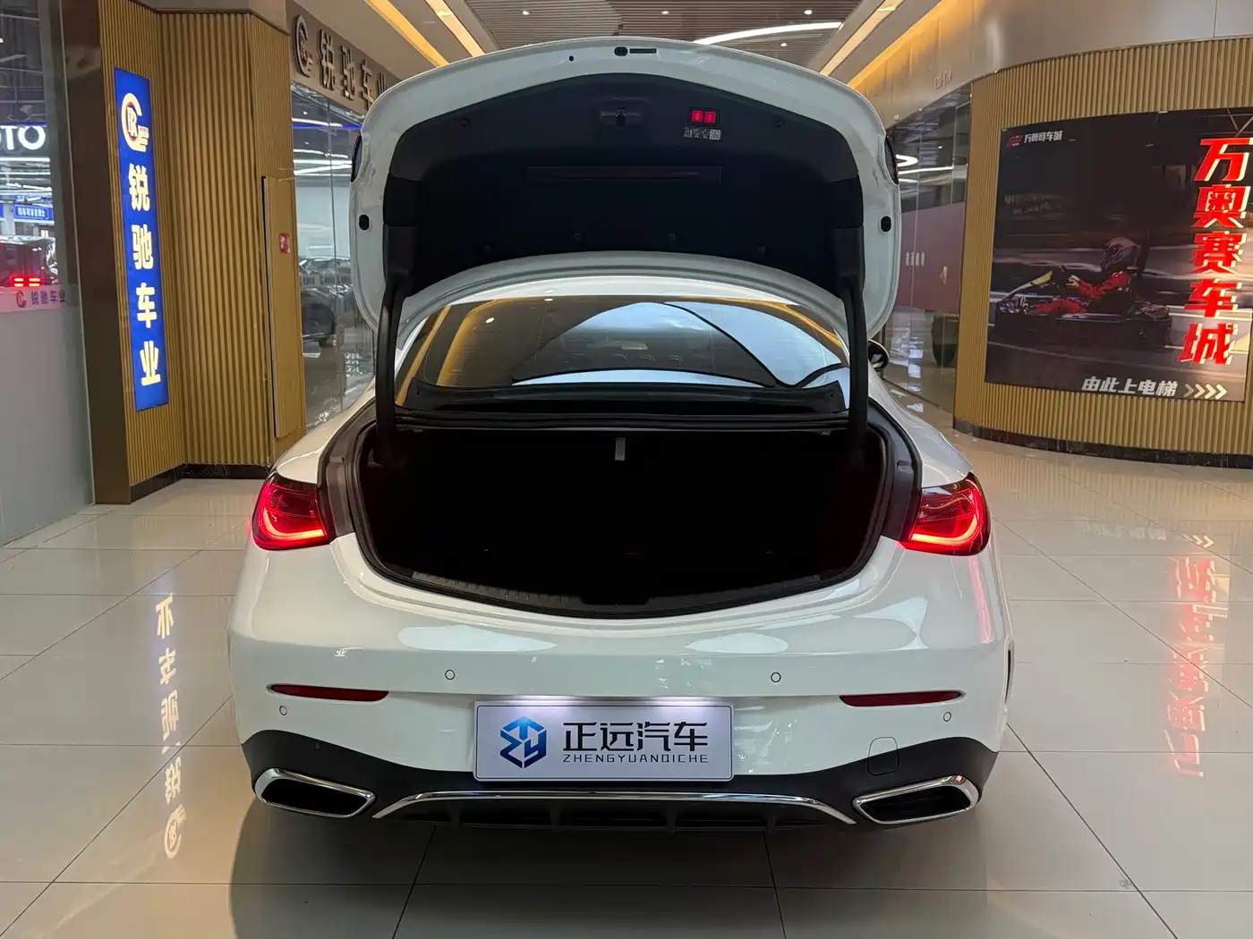 Mercedes-Benz CLE 2024 CLE 300 4MATIC Sport Coupe фото 18