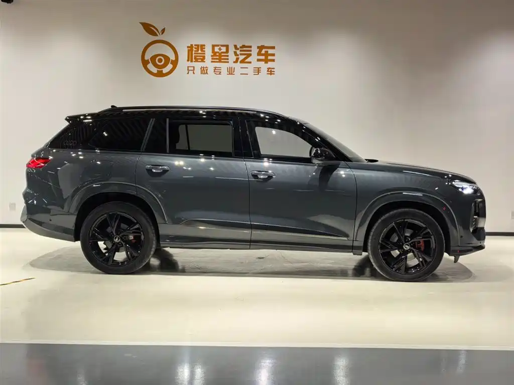 Audi Q6 2024 2024 45 TFSI quattro Shadow Warrior Edition 6-seater