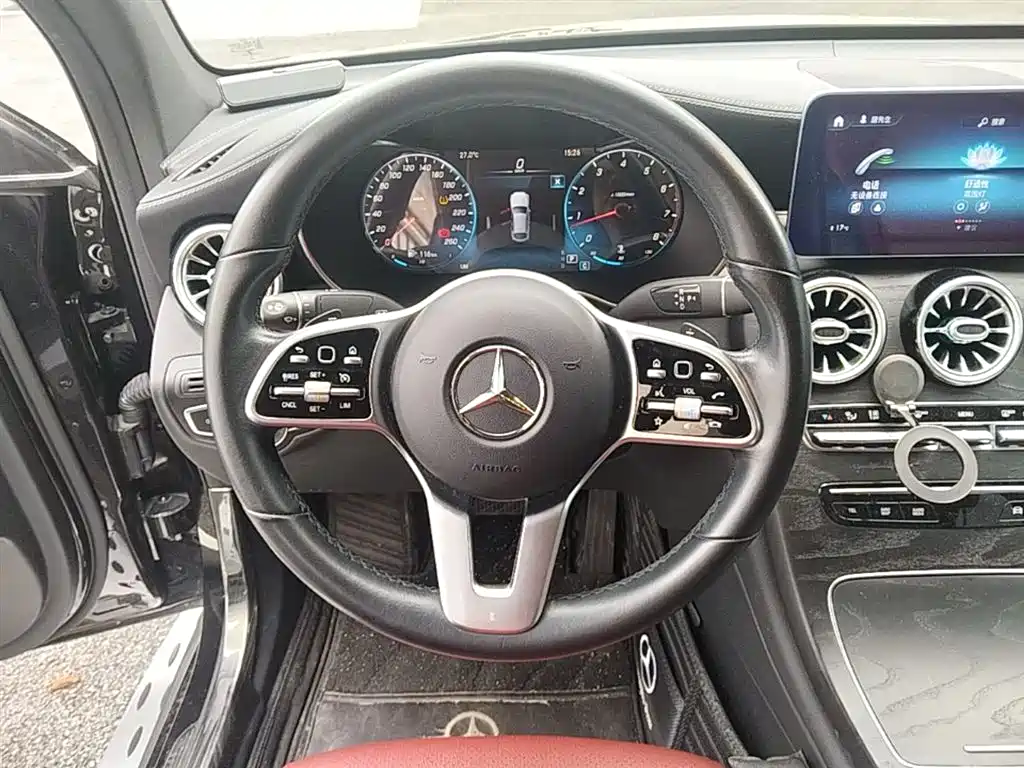 MERCEDES-BENZ GLC COUPE