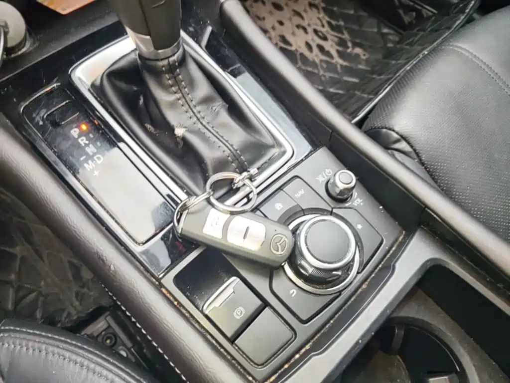 Фото 9 - Mazda Mazda 3