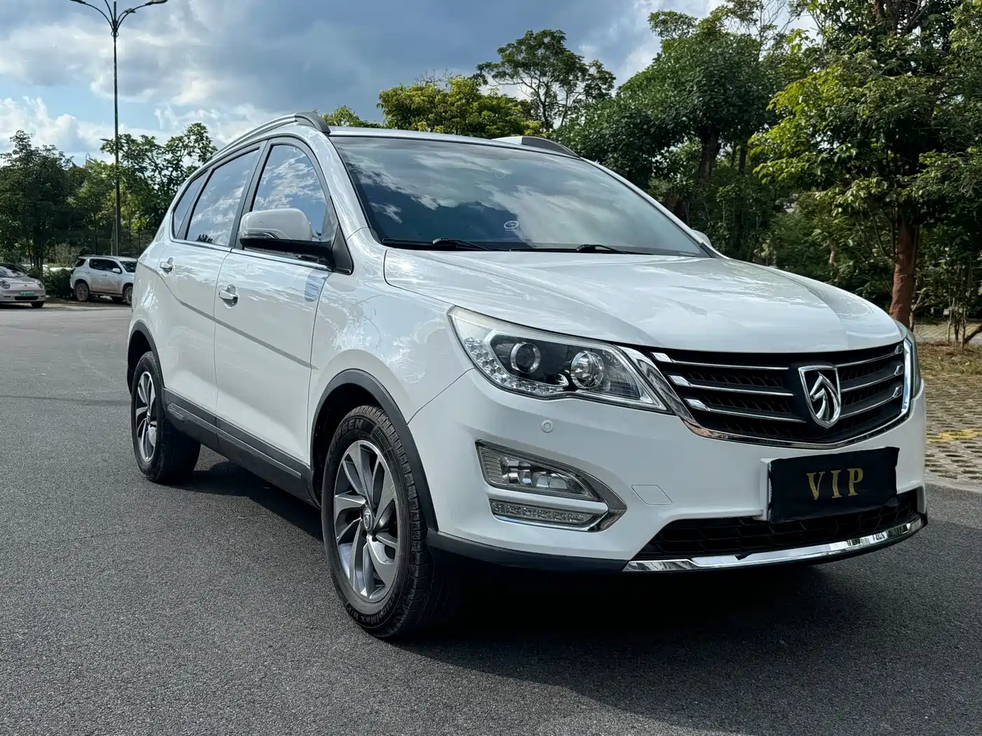 Baojun 560 2015 2015 1.8L Manual Luxury